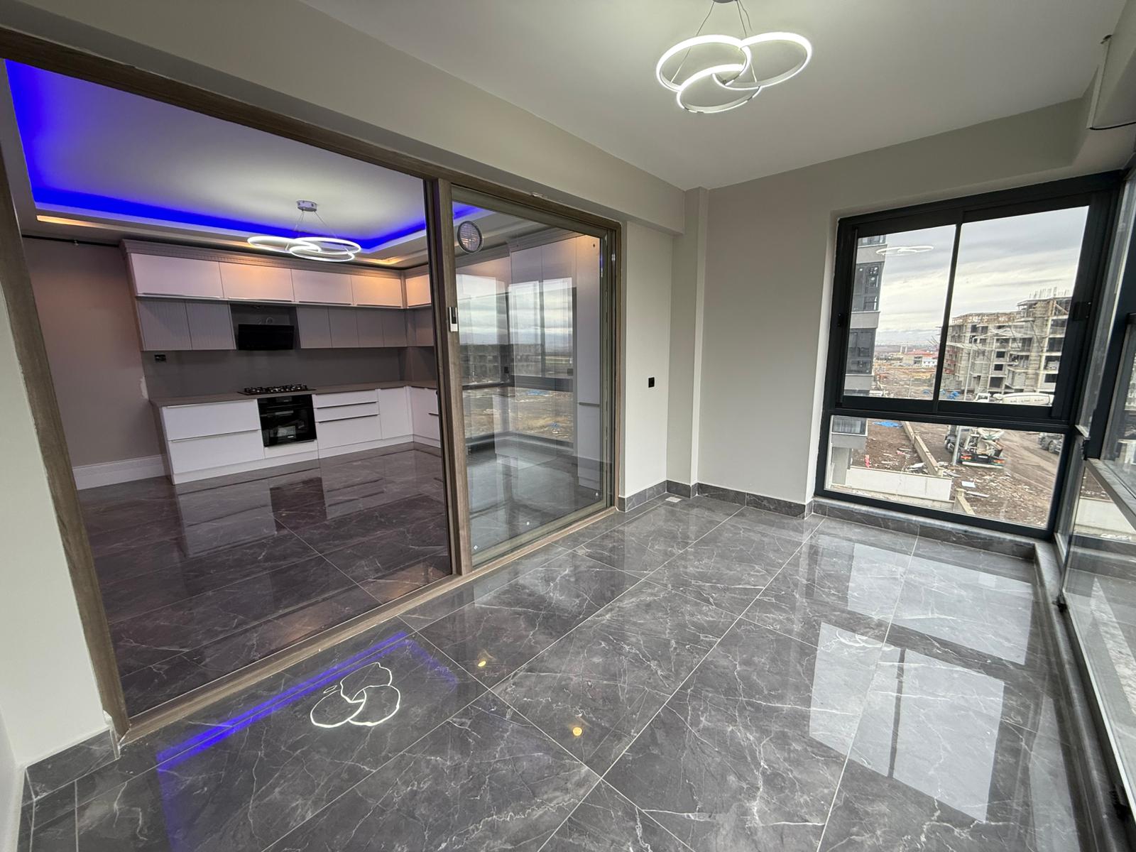 BİLKENTİN KARŞISINDA 4+1 DAİRE